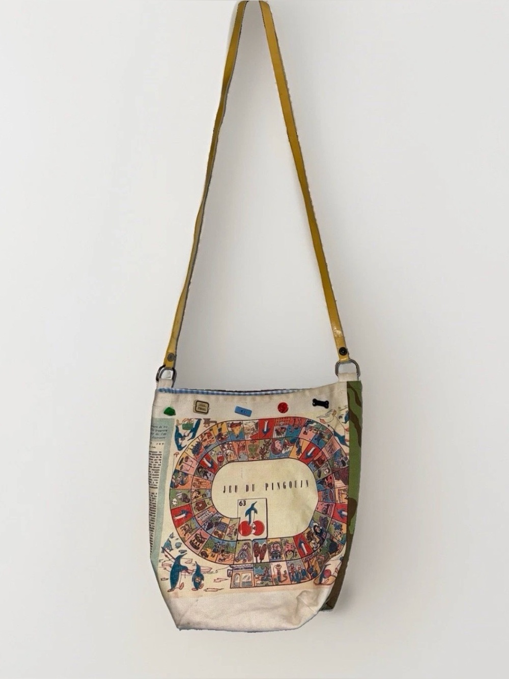 CATHERINE PARRA Penguin Game Camo Fun Rare Crossbody Bucket Bag Vintage Designer